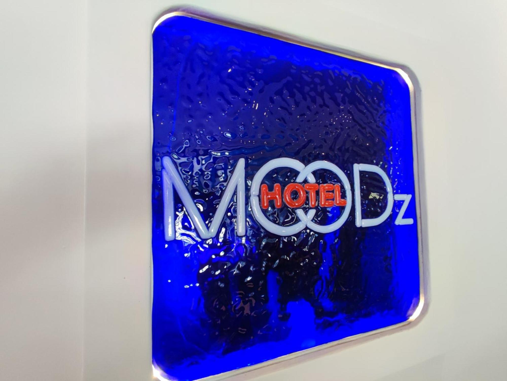 Moodz Hotel Vienne Pont-Eveque Экстерьер фото